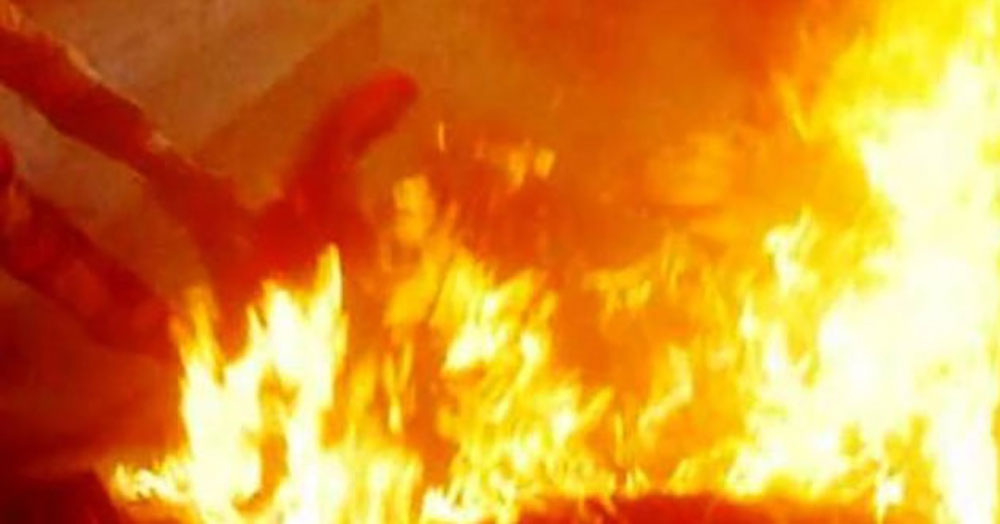 ताप्लेजुङको दोभान बजारमा  आगलागी  घरमा धेरै क्षेती