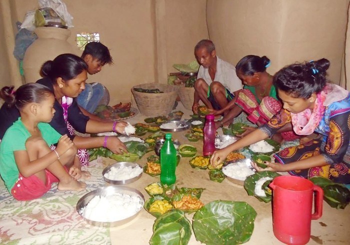 थारु समुदायमा अटवारी पर्व रौनक