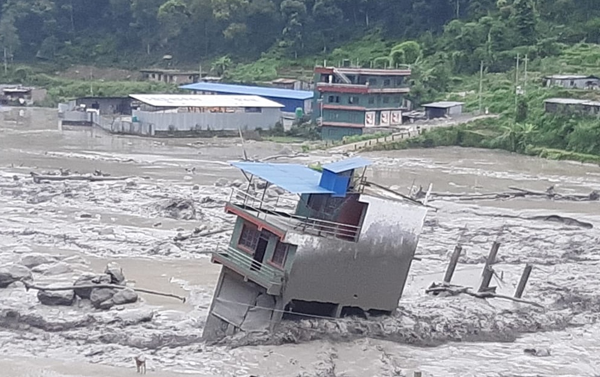 मेलम्ची बाढी अपडेट सत्र घर टहरा बगायो