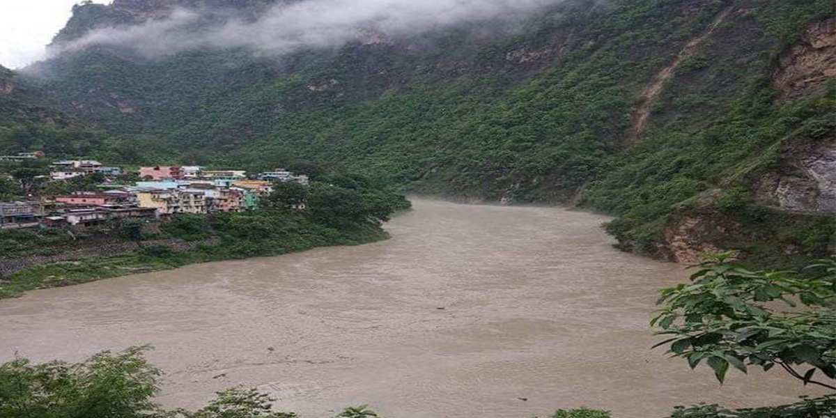 महाकालीमा बगेर बेपत्ता भएका किशोरी फेला परेनन्,खोजी कार्य जारी