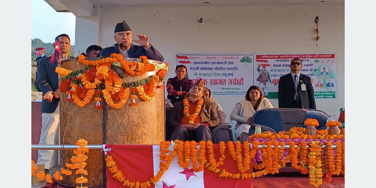 मनाङमा हिमपात, पर्यटकलाई सुरक्षित स्थानमा बस्न आग्रह