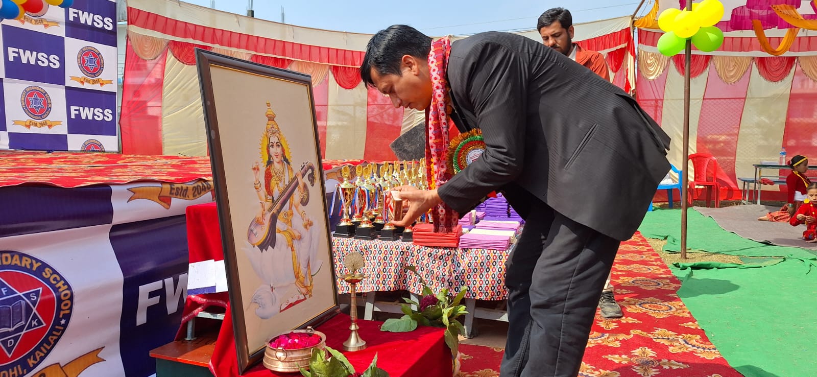 फारवेष्ट माध्यामिक विद्यालयले गुणस्तरिय शिक्षामा  महत्वपूर्ण  भूमिका खेलेको छ : पाठक