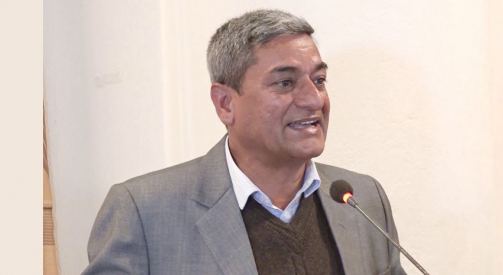 भोलि एक चरणको मन्त्रिपरिषद् विस्तार हुन्छ  रमेश लेखक