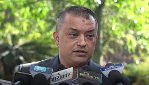 वर्तमान सरकार कुहिएर झर्छ – गगन थापा