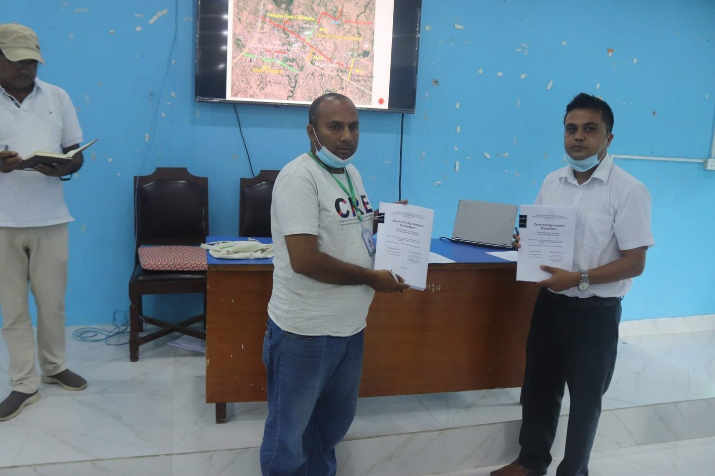 सघन शहरी विकास कार्यक्रमः सडक तथा नाली निर्माणका लागि सम्झौता