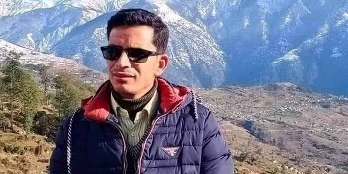 कैलालीको मोहन्याल गाउँपालिकाका अध्यक्षविरुद्ध निर्वाचन आयोगमा उजुरी